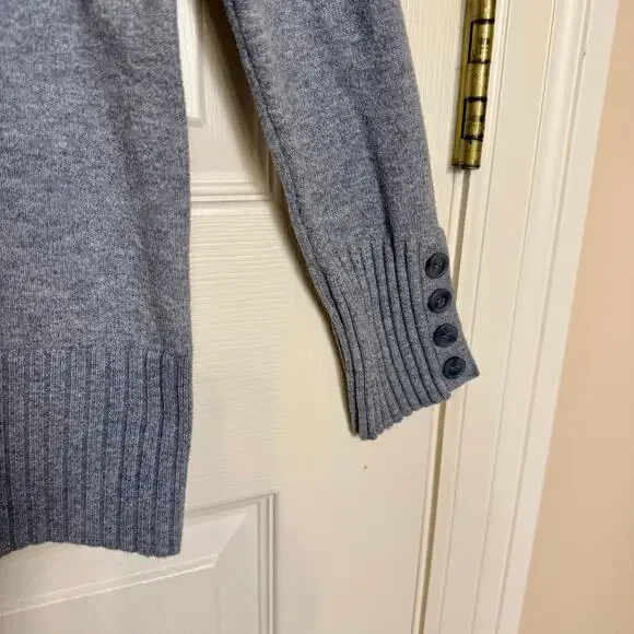 LOFT Gray Knit Sweater Button Cuff Long Sleeve Ribbed Hem Women’s Medium - Picture 5 of 7